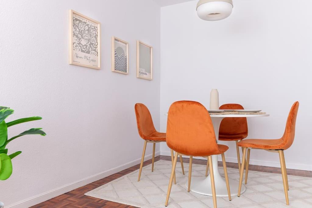 San Roman Apartment With Private Parking Santander Bagian luar foto