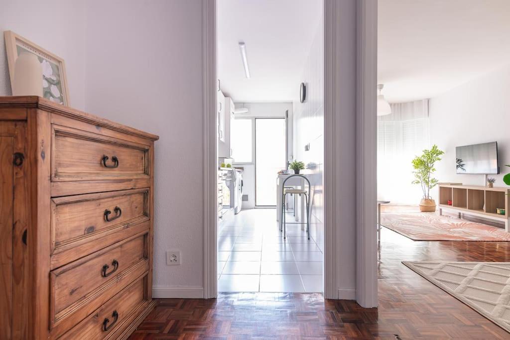 San Roman Apartment With Private Parking Santander Bagian luar foto